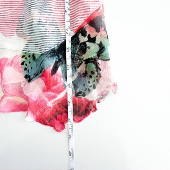 Style & Co. Petite Floral T-Shirt Crochet Back Angled Ruffled Women's M - Picture 5 of 5